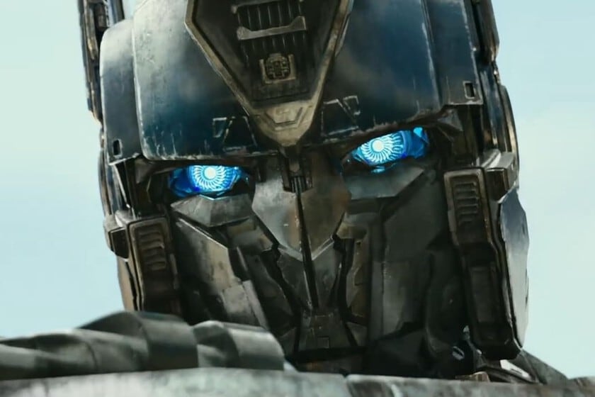 Spielberg vuelve a poner las manos en Transformers y empuja el regreso de Michael Bay a la silla de director