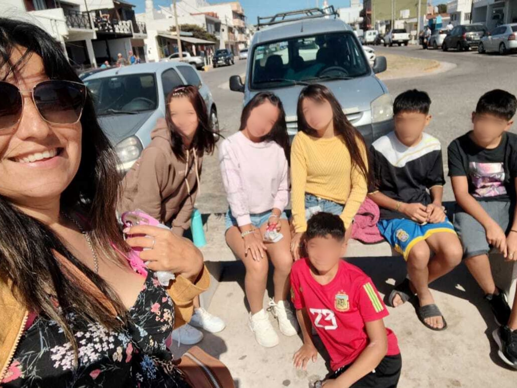 Adoptó a seis hermanos como referente afectivo y se convirtió en madre de siete