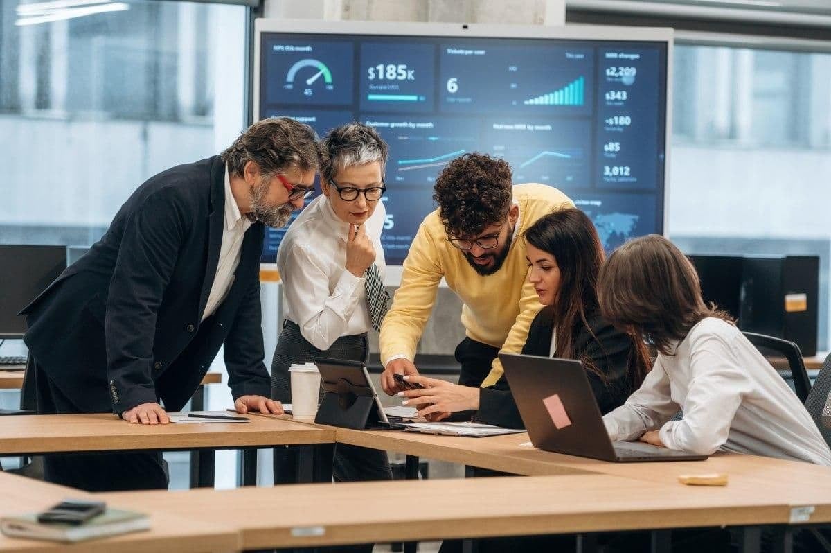 Un enlace sospechoso y 30 mil dólares: el precio que tiene la curiosidad de un empleado