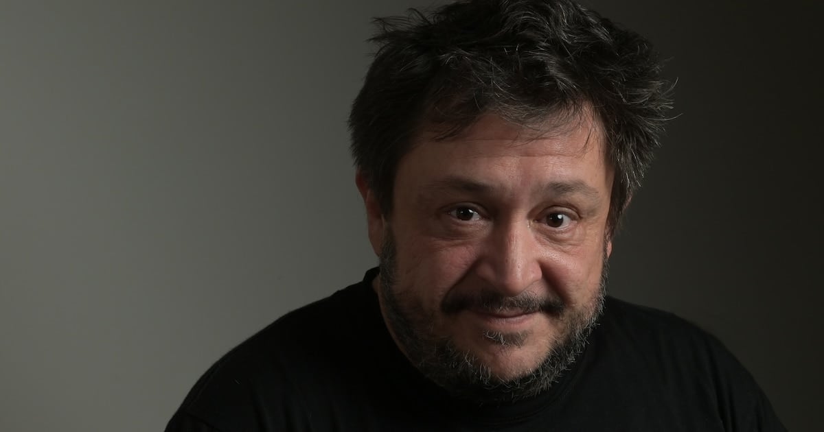Dieciocho inversores denuncian penalmente a Hernán Casciari por siete producciones que, dicen, nunca rindieron