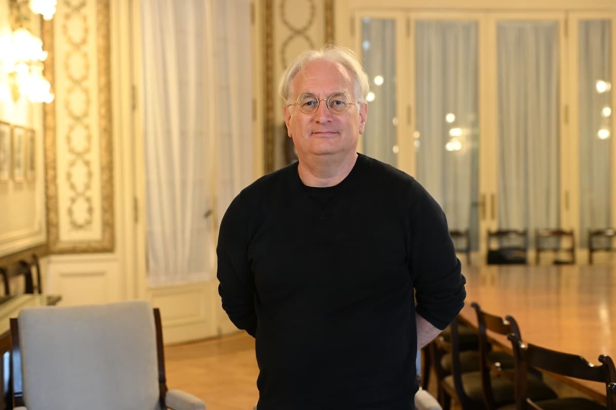 Wayne Holmes: "La IA no es la nueva calculadora, es otra cosa"
