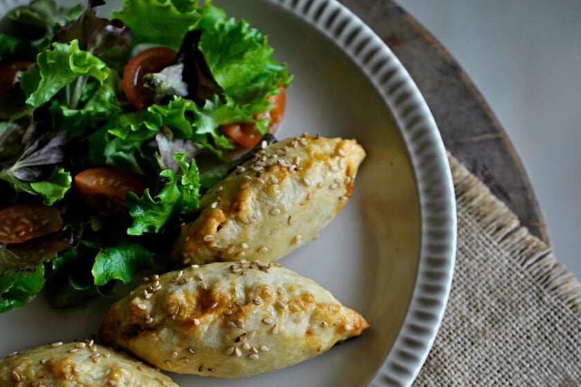 Empanadillas de ternera y champiñones: la clave está en dejar descansar la masa